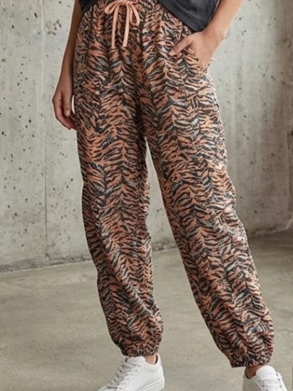 Free People Movement Zephyr Printed Pants Orange Gray Balloon Jogger